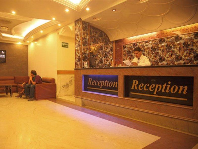 Indira International Inn Nova Deli Exterior foto